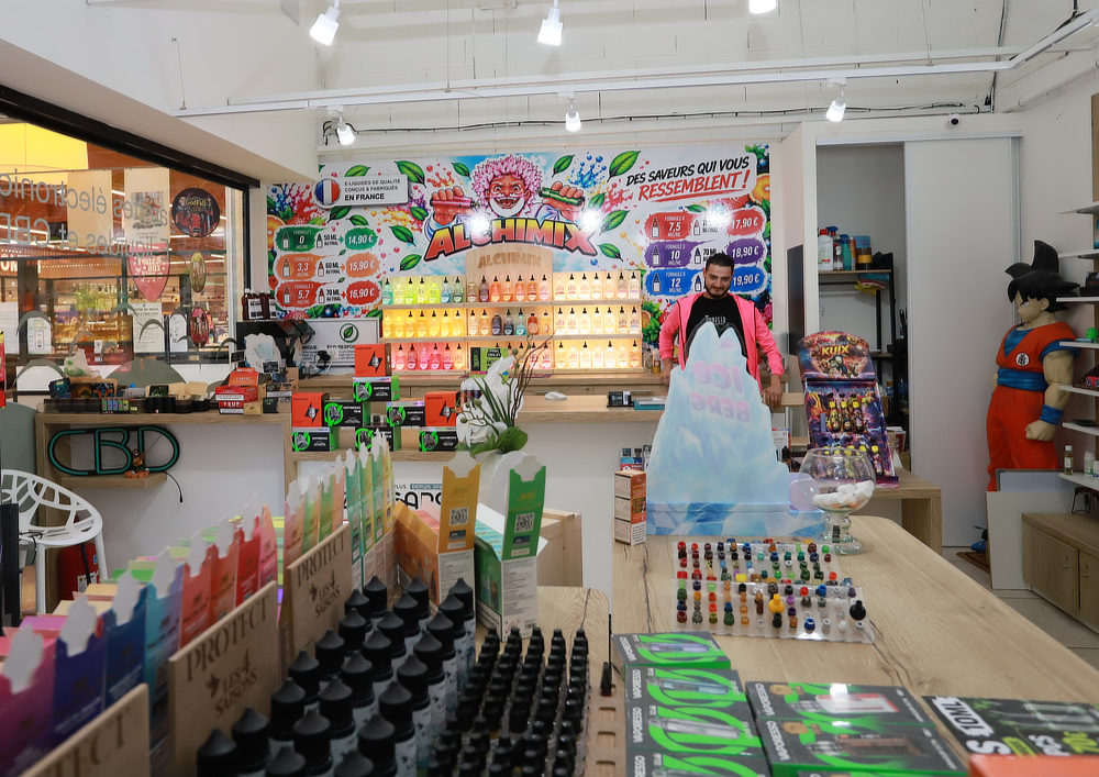 Covering mural grand format & signalétique boutique Zengaro Joigny