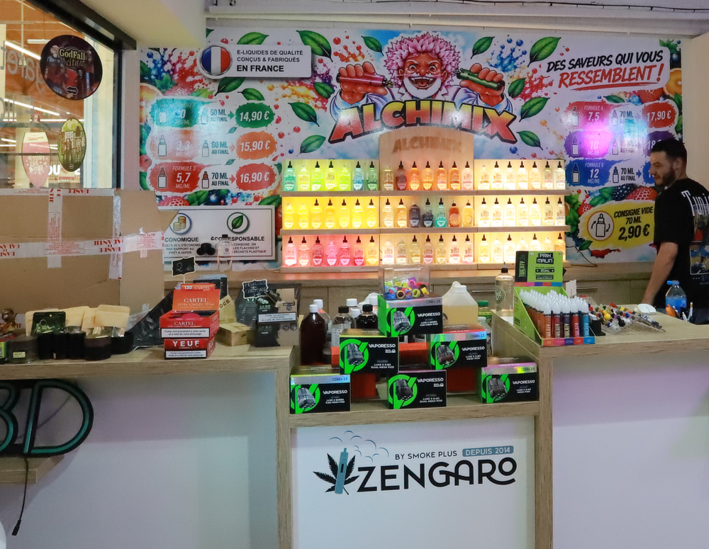 Covering mural grand format & signalétique boutique Zengaro Joigny