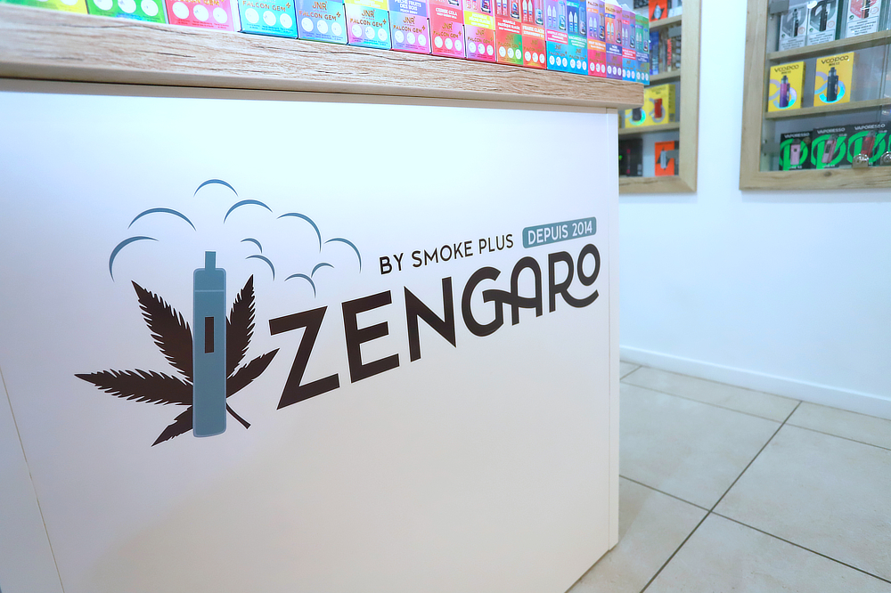 Covering mural grand format & signalétique boutique Zengaro Joigny