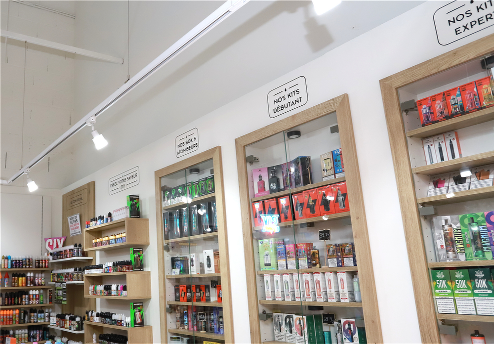 Covering mural grand format & signalétique boutique Zengaro Joigny