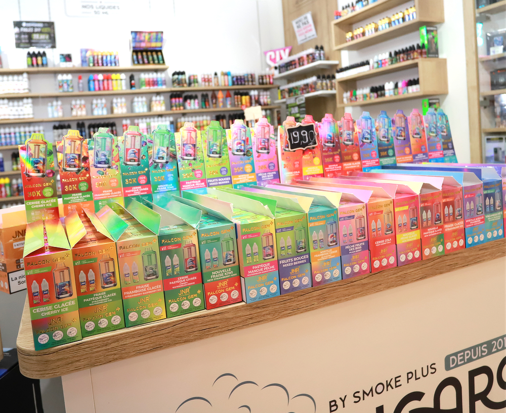 Covering mural grand format & signalétique boutique Zengaro Joigny